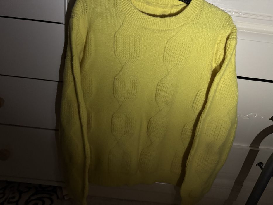 Жылы жемпір сатылады