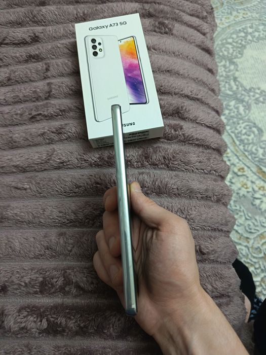 Продаётся телефон samsung a 73