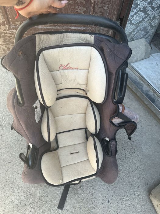 Авто кресло в очень хорошем состоянии
