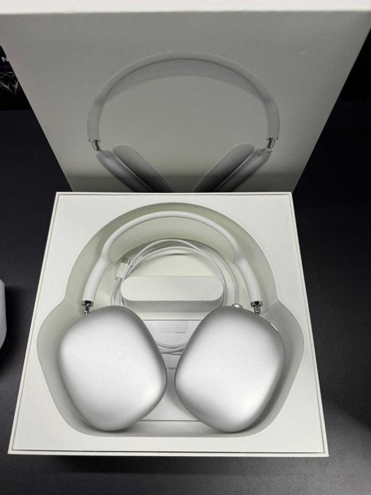 AirPods Max Silver 2024