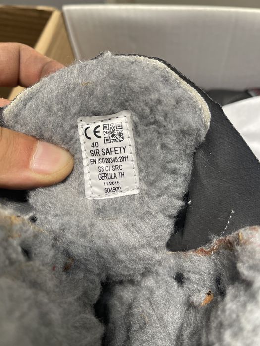 Предпазни обувки, различни размери, НОВИ!