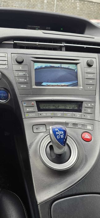 Vand Tpyota Prius Hibrid 2013