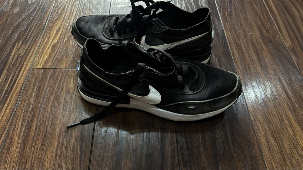 Обувки Nike с мрежа