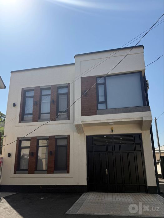 Продается дом 1.5 сотки М.Горький