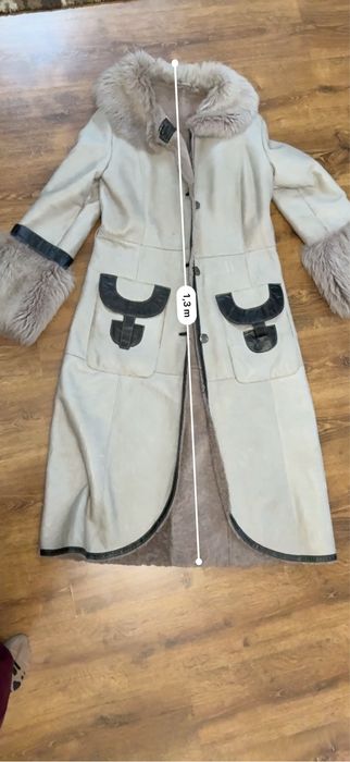 Cojoc piele de miel cu insertii de piele naturala si blana naturala