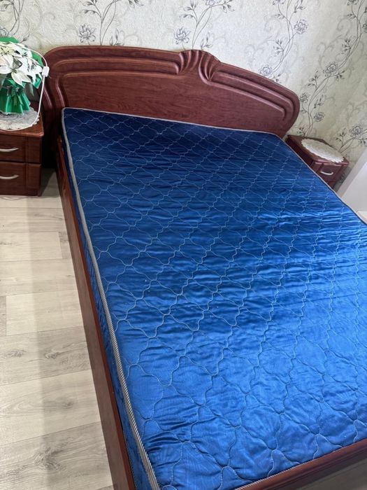 Спальний гарнитур