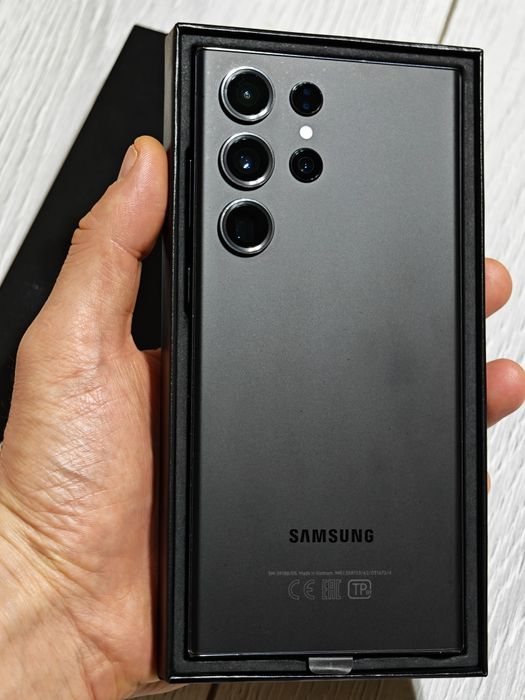 Samsung S23 Ultra 512 gb Ram 12 5G EAC