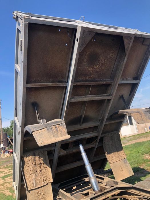 Продам газель самосвал