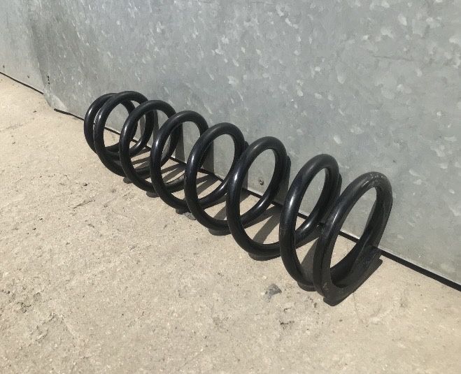 Пружина передняя Лексус 570