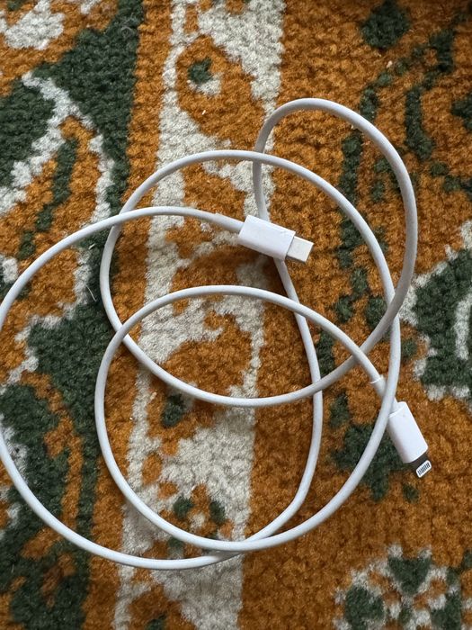 Зарядка для айфона