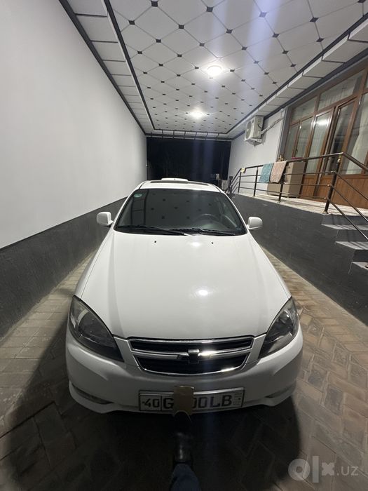 Автомобил жентра 3 позиция