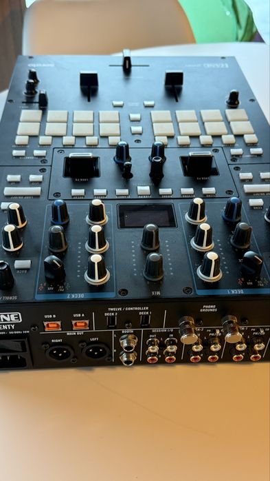 Mixer dj Rane Seventy 70 pioneer djm