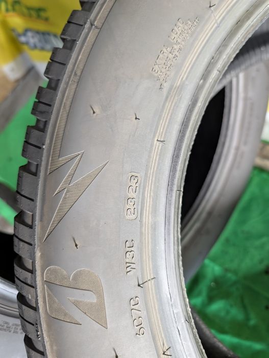 235/55R18 Bridgestone 2023-22 6-5,5mm stare foarte buna