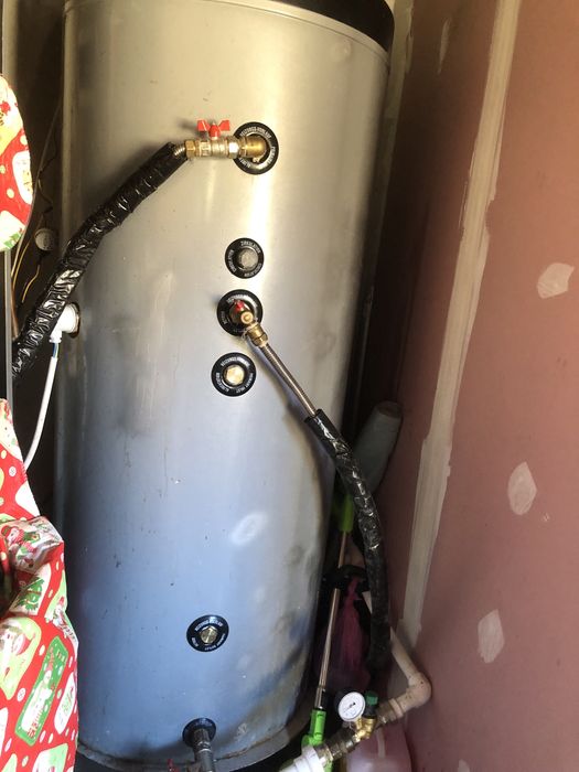 Boiler de 500 litri cu 2 serpentine si rezistenta trifazica de 4,5 kw