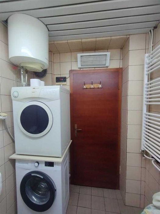 Дава се под наем Тристаен апартамент в Пловдив, Захарна фабрика - 90 кв.м за 372.3 € - Снимка #11