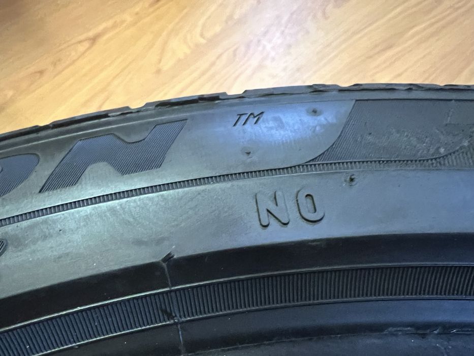 2x Anvelope Iarna Porsche Cayenne N0- Porsche Orig Pirelli 315 35 21