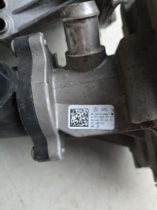 Водна Помпа Mercedes A6512000501