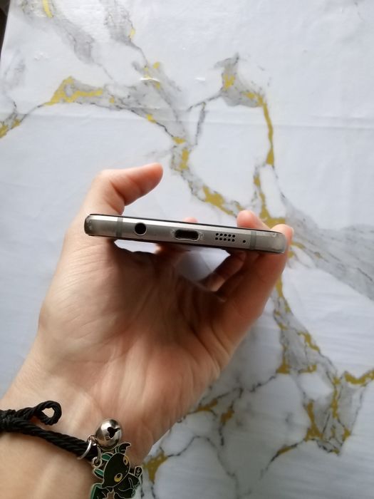 Самсунг А5 2016 года