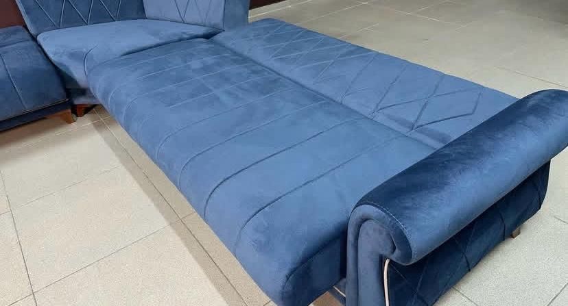 Диван, мягкий уголок для гостиной