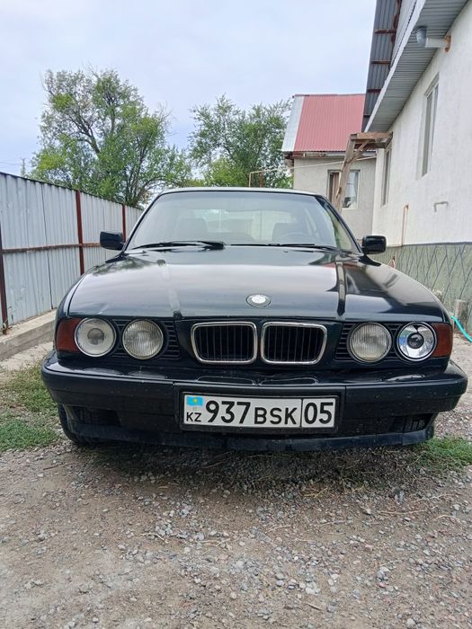 Бмв продам. В хорошем состоянием.