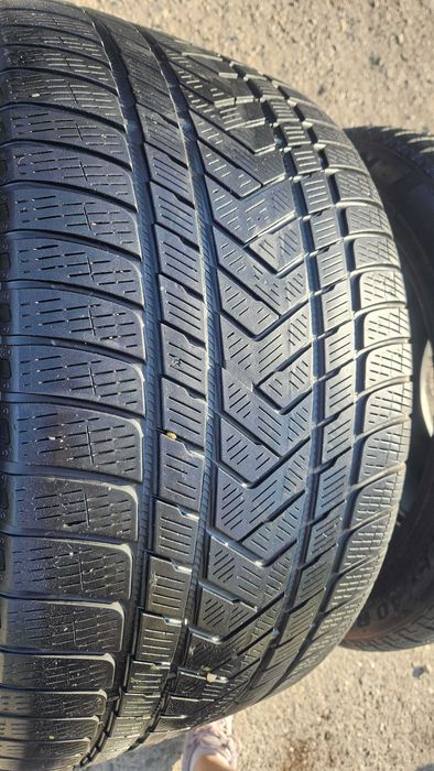 305/40 R20 • Iarna • Pirelli Scorpion Winter XL 112V Runflat | 2 buc | Pret/buc