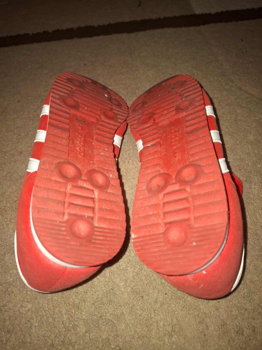 Обувки Adidas  originals