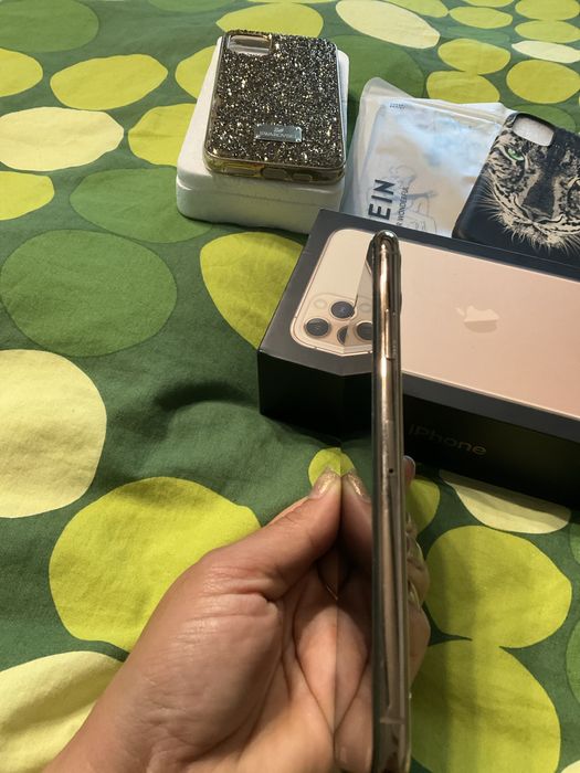 Iphone 11 pro max 64 GB gold