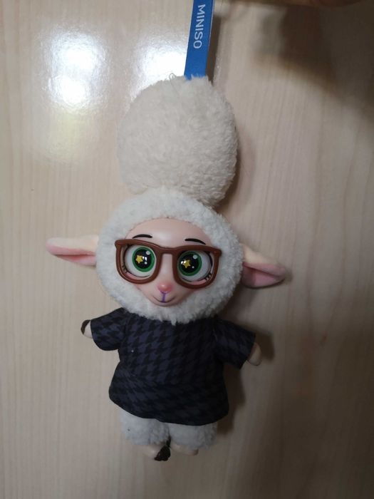 Labubi uyinchoqlar