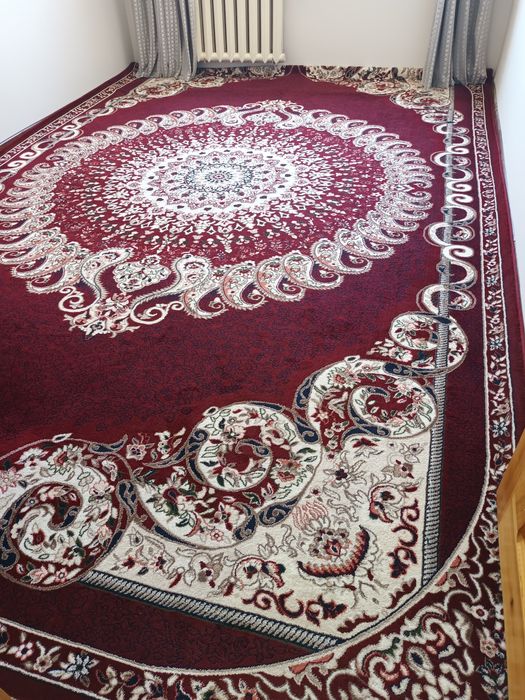 Гиламлар сотилади