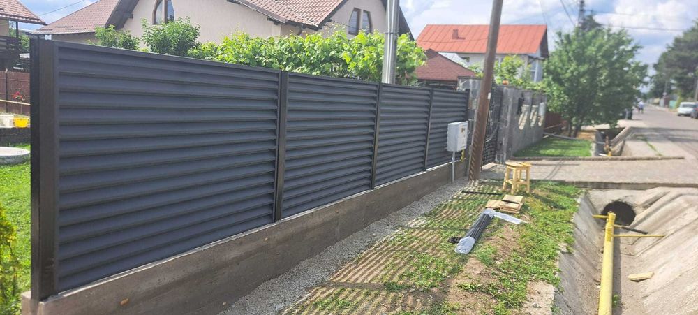 Garduri din panou stil jaluzele de diferite modele si dimensiuni