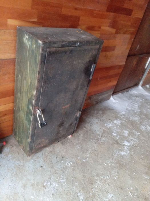 Новый сейф сатылады