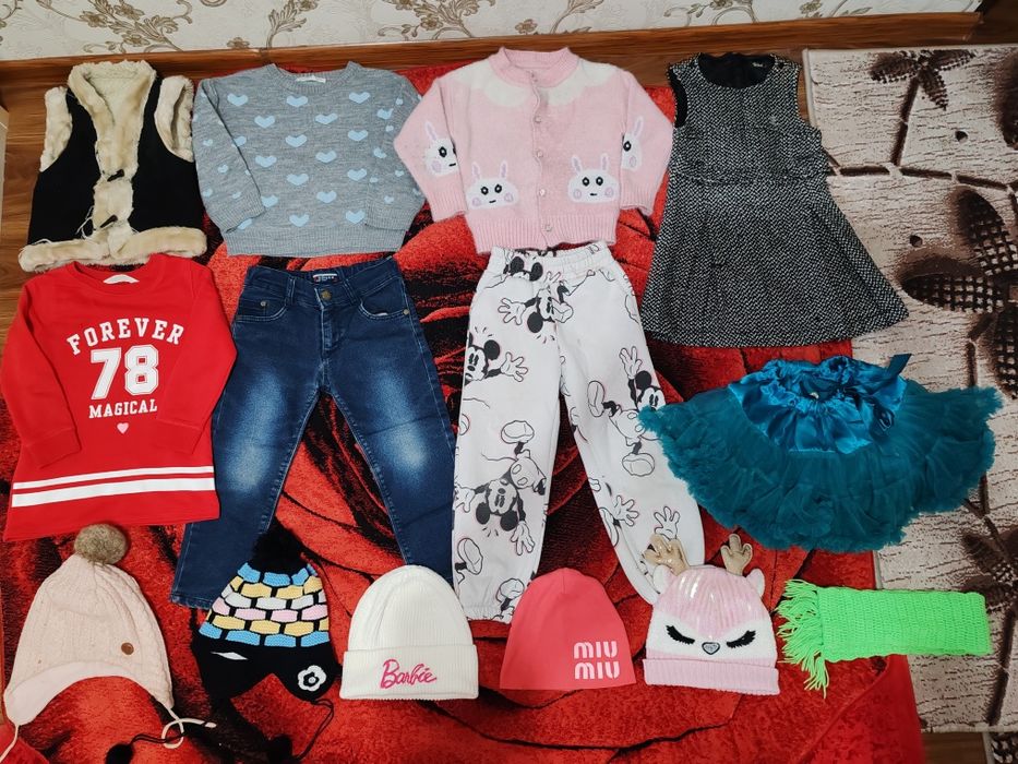 Детская одежда на девочку