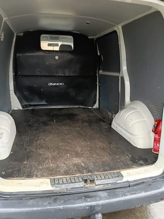 Vând  autoutilitaraT5