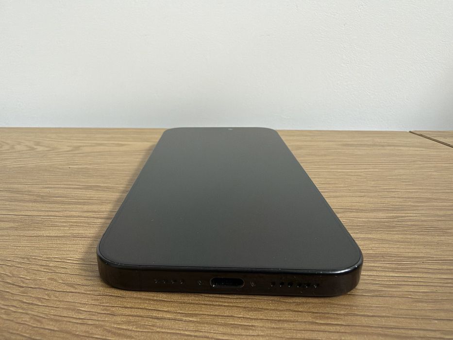 iPhone 16 Pro Max 256GB – Black Titanium