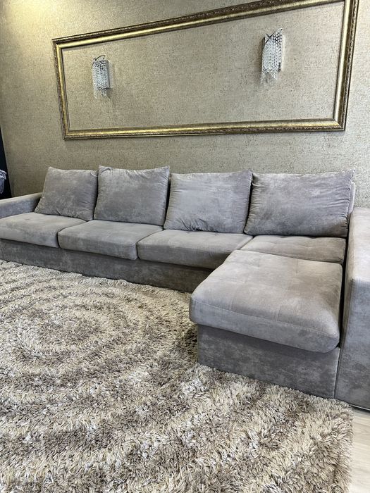 Продам диван угловой