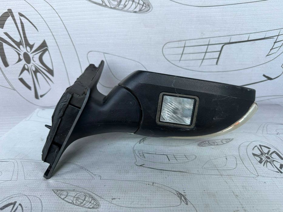 Oglindă Retrovizoare Dreapta Electrică 8 Pini Ford Focus 2317536 / BM51-17682-RG / [2010-2017] / (5D3)