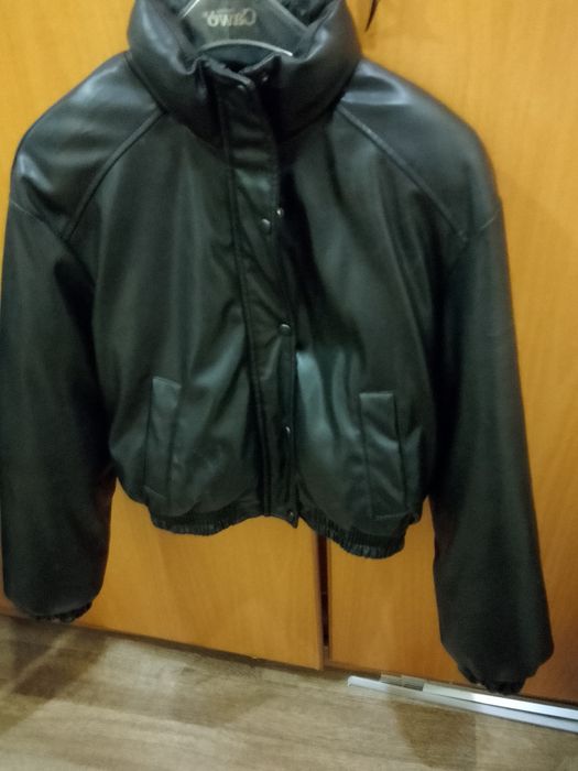 Пуховики женские