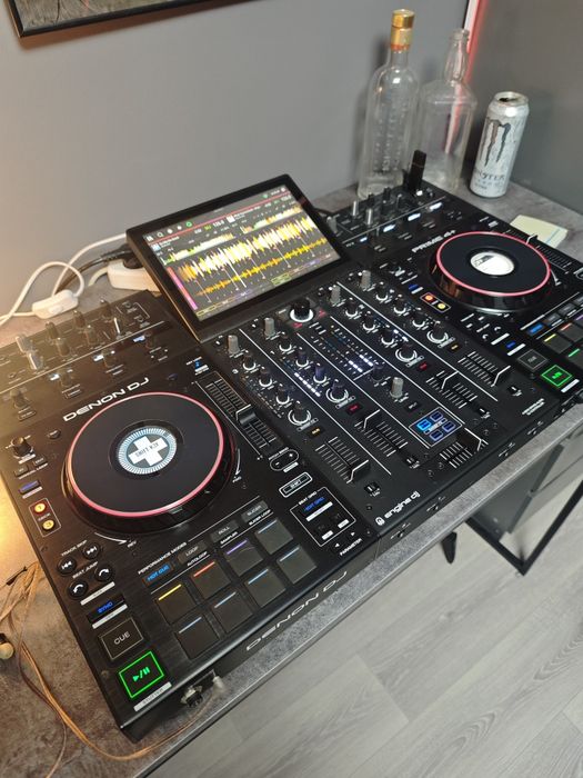 Продам Denon prime 4+