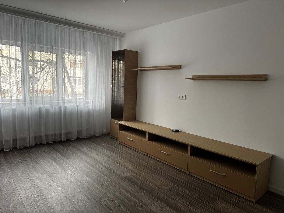 inchiriez ap 2 cam  Buzaului