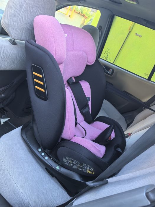Scaun auto folosit de 2, 3 ori
