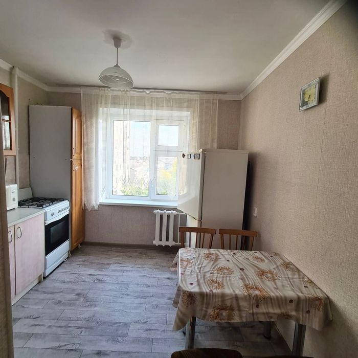 Продаётся 2 комн в 4 мкрне