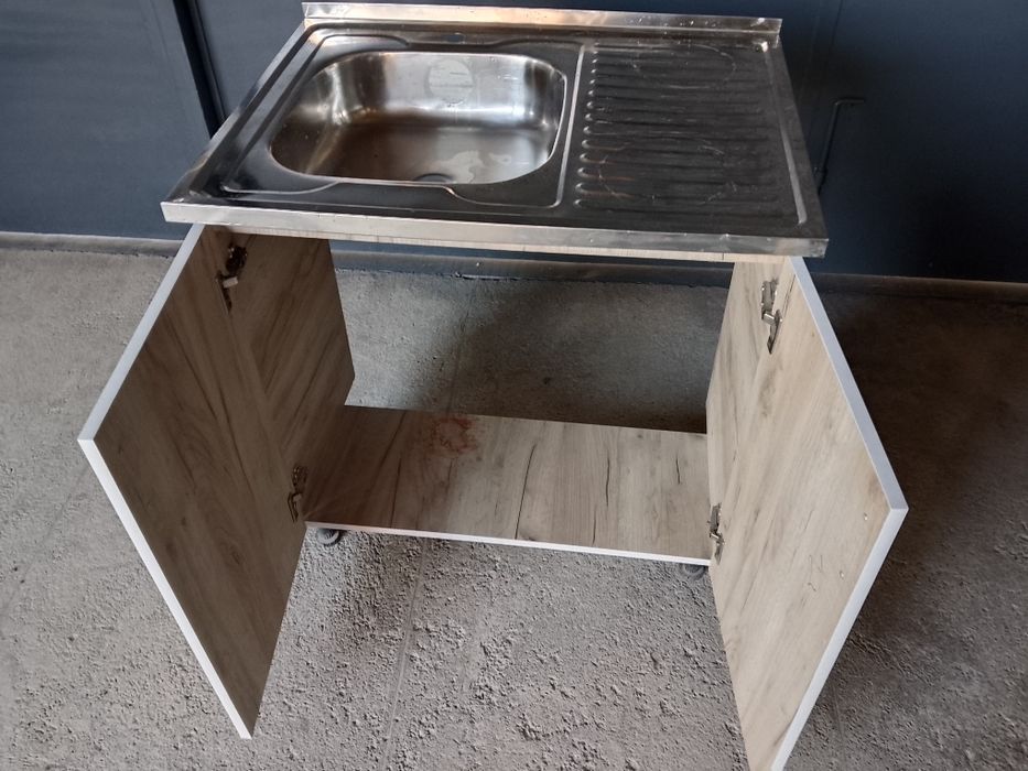 Р а   ко в и н а