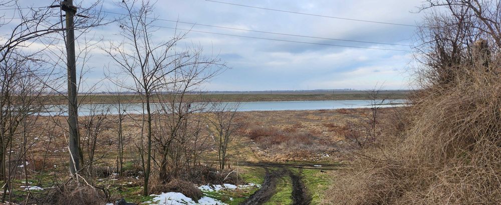 Casa de 80mp cu teren de 2000mp