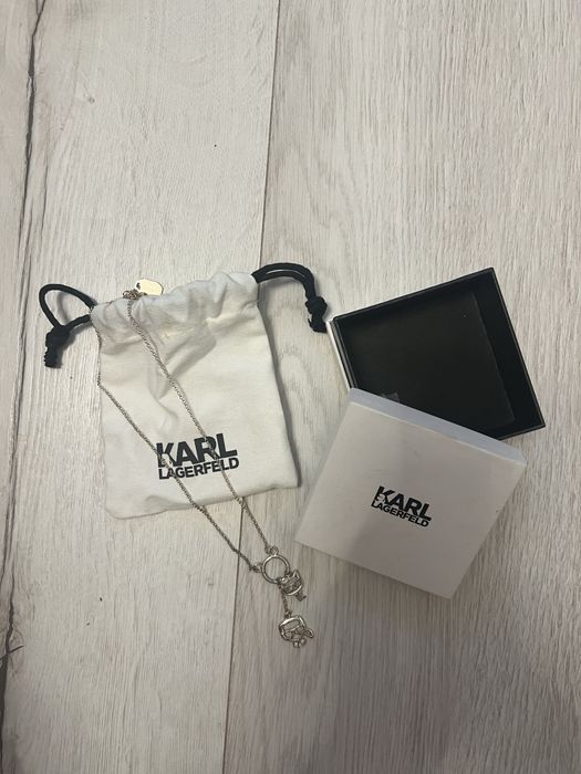 Karl lagerfeld колие
