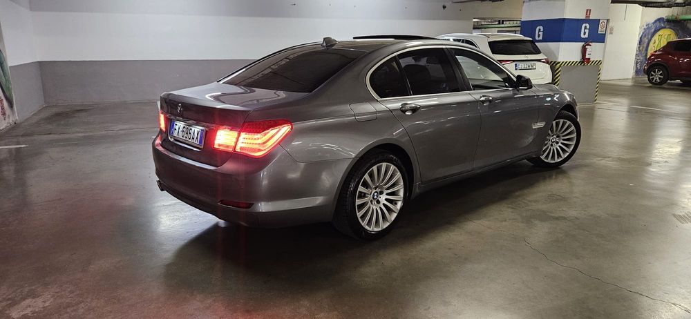 BMW 7 Series 2012 — imagine 5