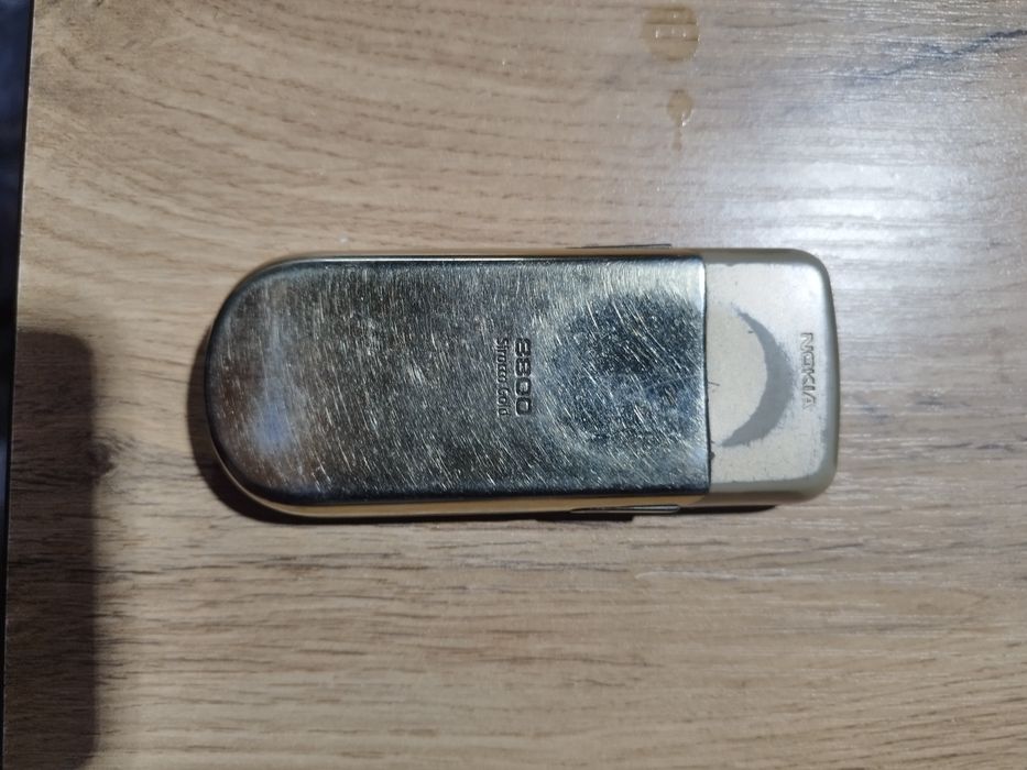 Nokia 8800d arignali emeyka