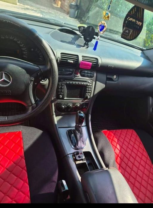 Mercedes c220 w203