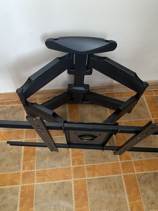 Срочно продам кронштейн