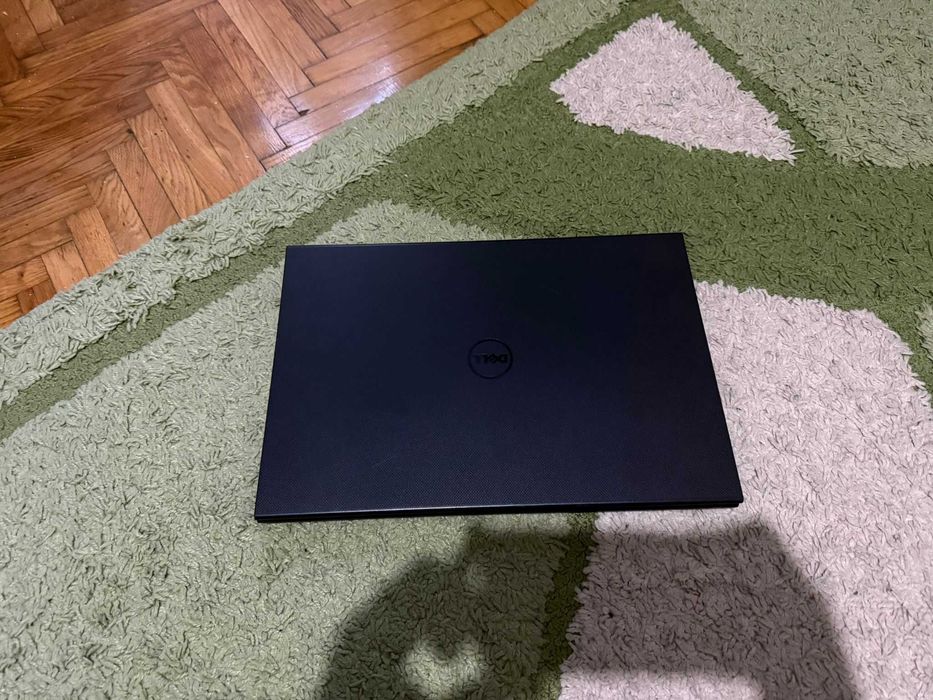 Vand Laptop Dell Inspiron 15