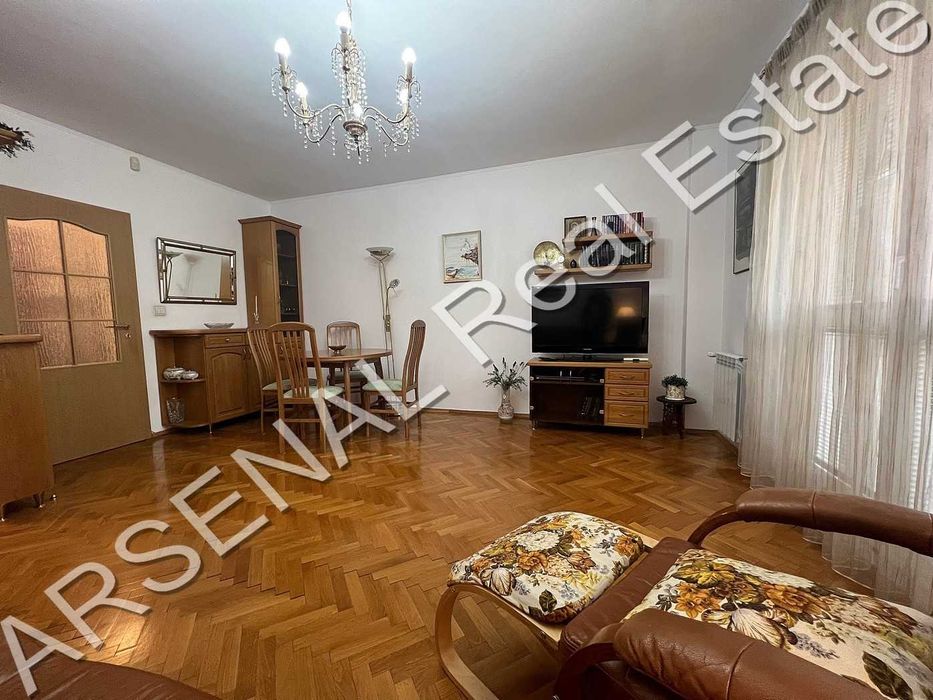 Дава се под наем Двустаен апартамент в София, Лозенец - 80 кв.м за 598.23 € - Снимка #3